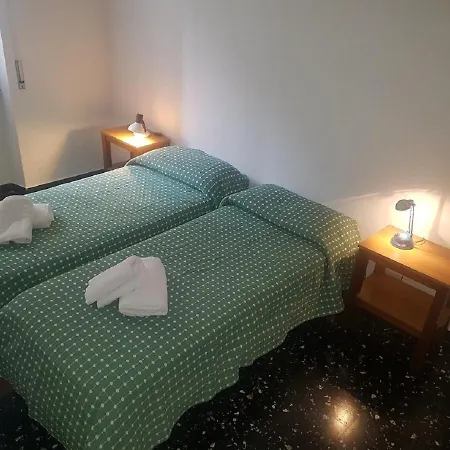 Sans Souci Apartment- In The Center Near The Apartment