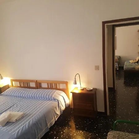 Sans Souci Apartment- In The Center Near The Apartment *