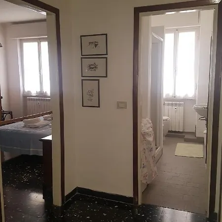 Sans Souci Apartment- In The Center Near The Apartment *
